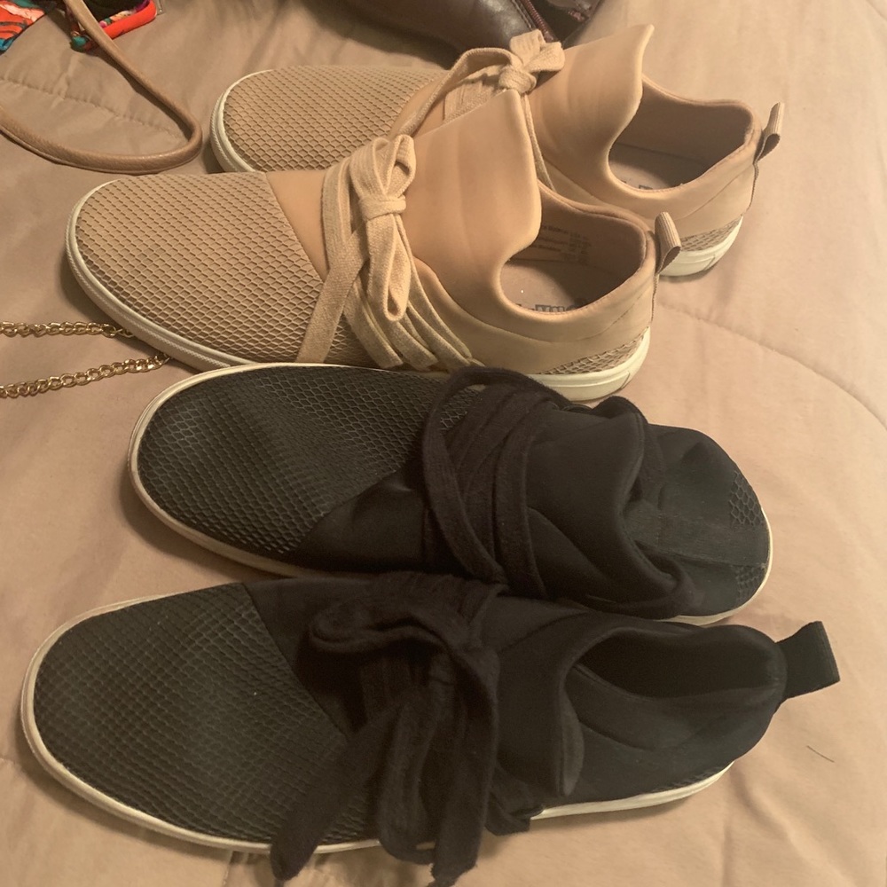 Trendy Tennis Shoes!